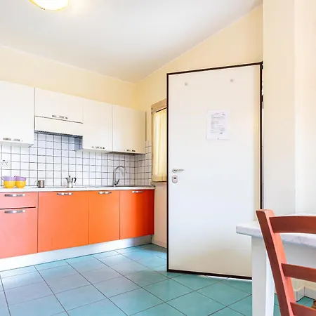 Apartment La Pergola Al 13